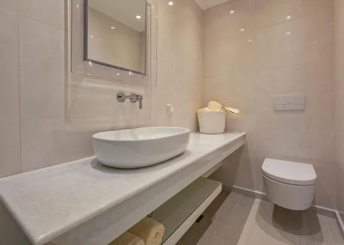 Etoile Luxury Apartment